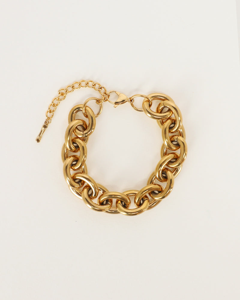 Lynn Oval Link Bracelet